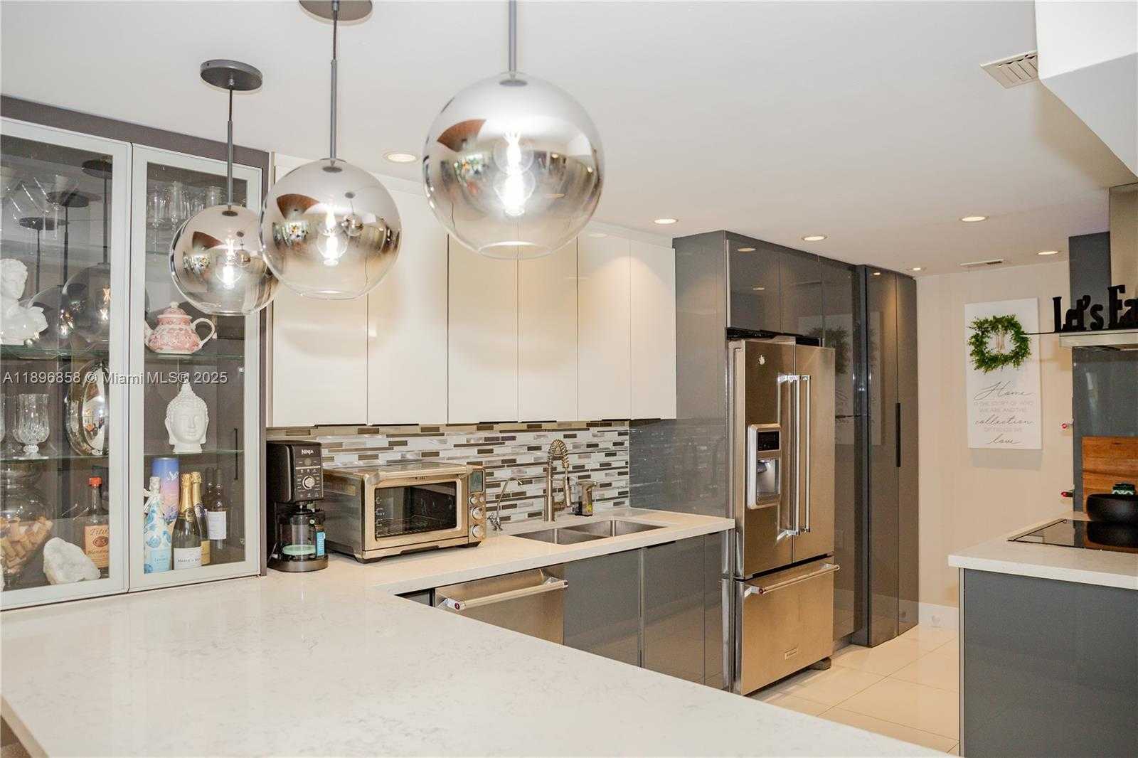 Small Image of 3375 NORTH COUNTRY CLUB DR #205, Aventura Number 19