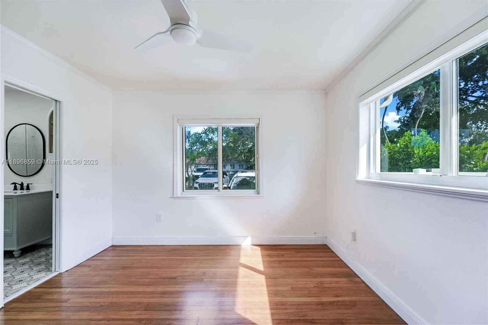 Small Image of 2 NORTH EAST 108TH ST, Miami Shores Number 9