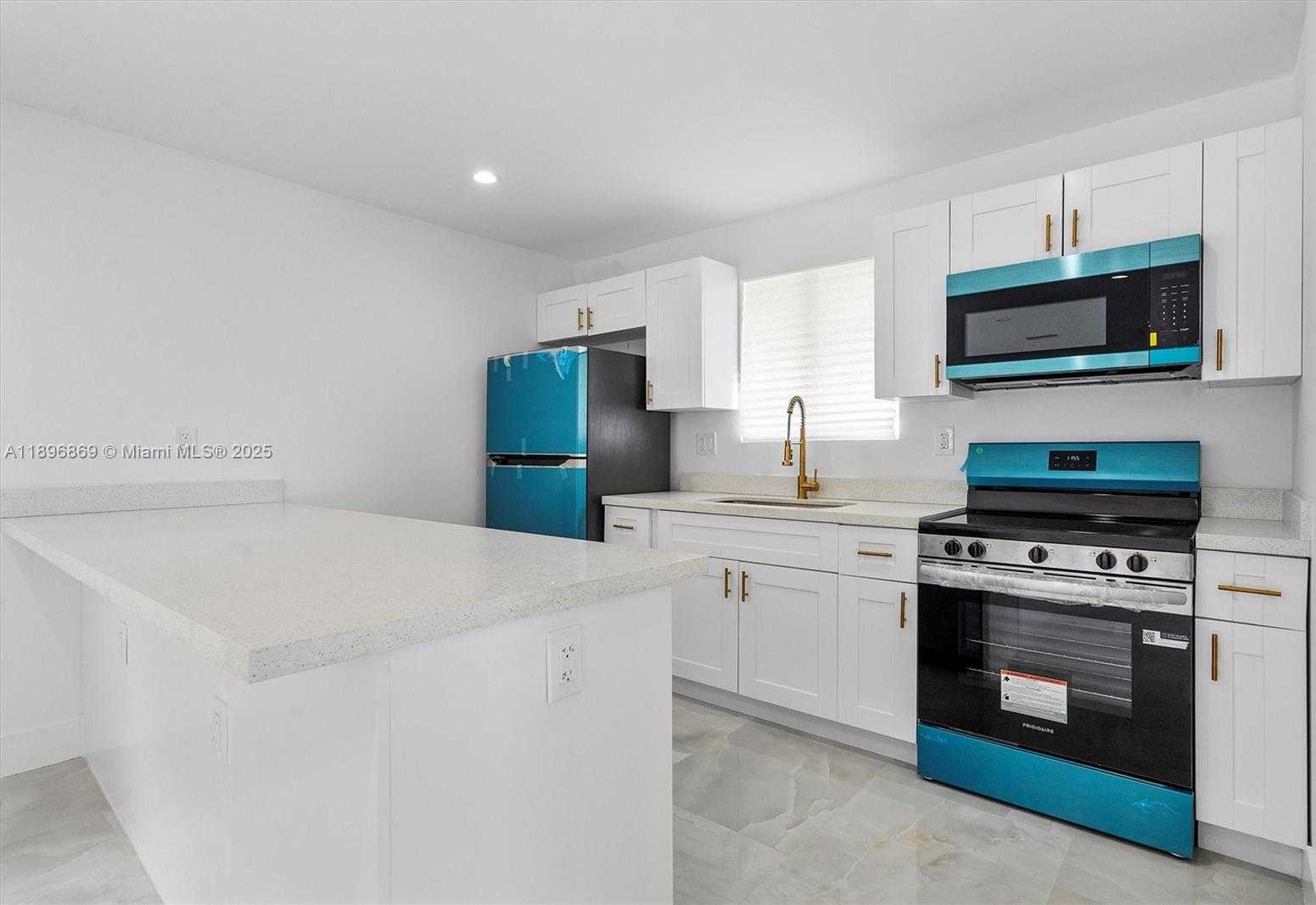 Small Image of 2926 NORTH WEST 58TH ST #2926, Miami Number 17