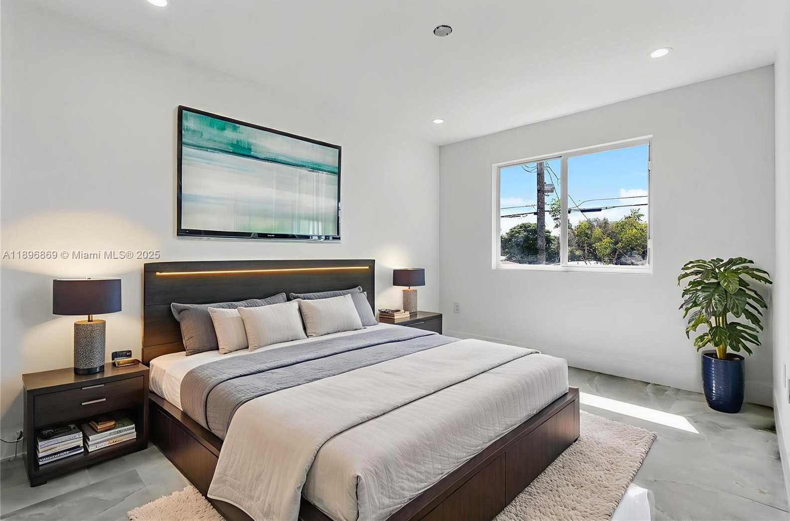 Small Image of 2926 NORTH WEST 58TH ST #2926, Miami Number 29