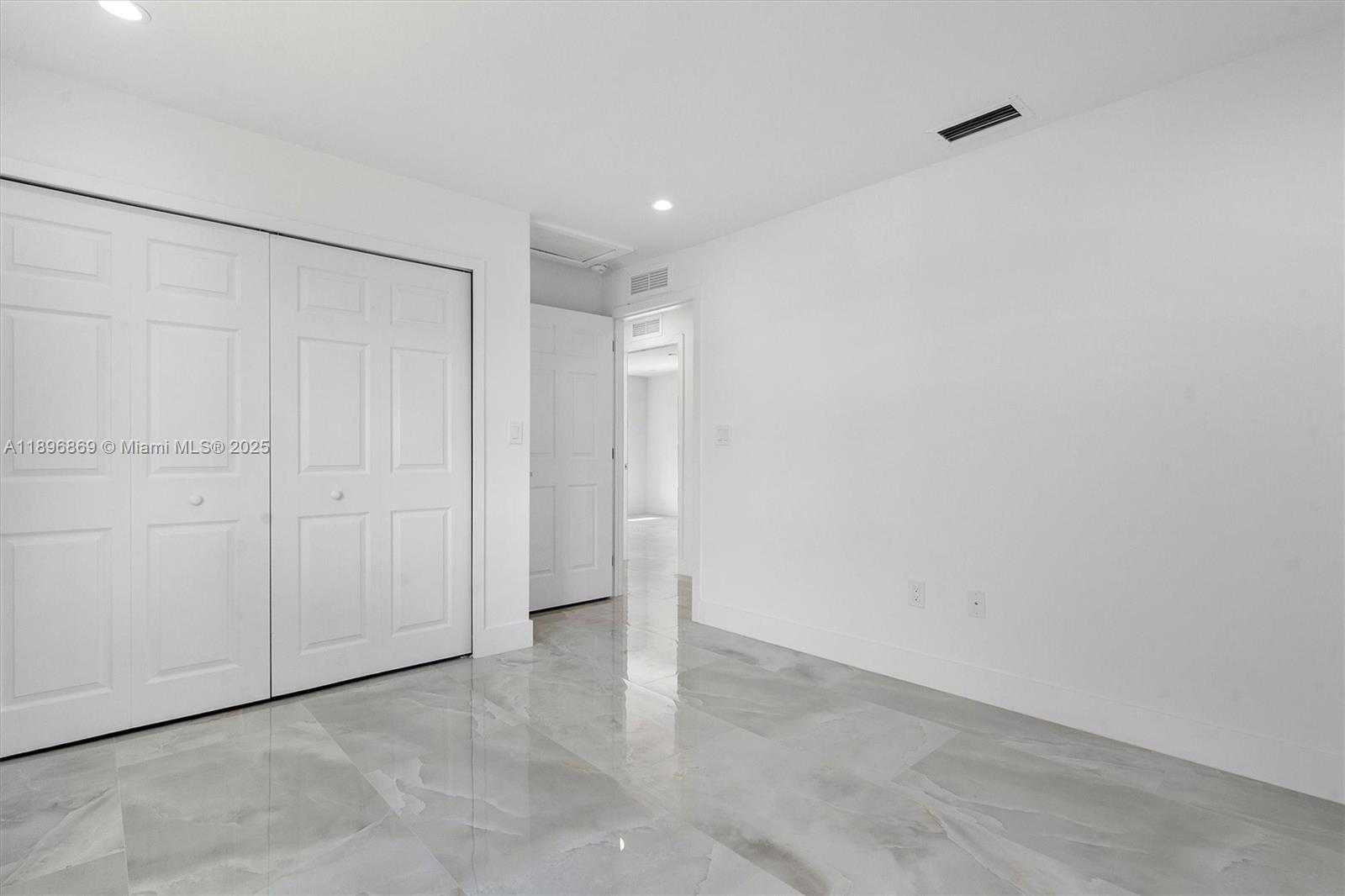 Small Image of 2926 NORTH WEST 58TH ST #2926, Miami Number 35
