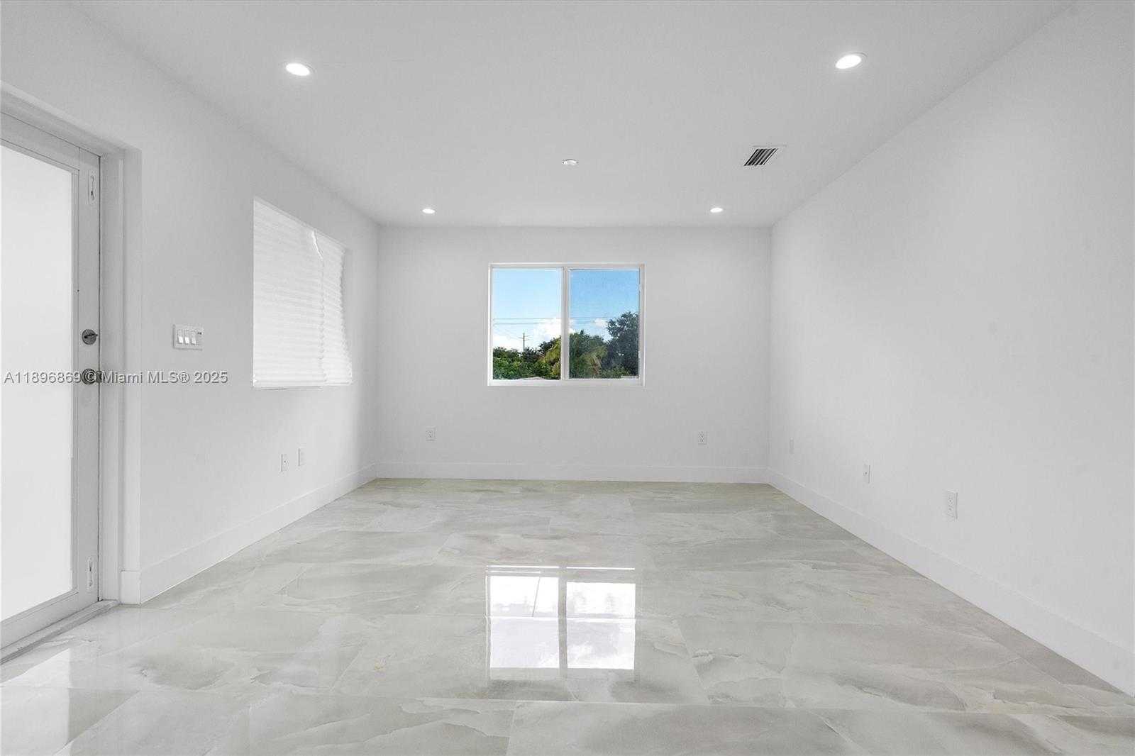 Small Image of 2926 NORTH WEST 58TH ST #2926, Miami Number 6