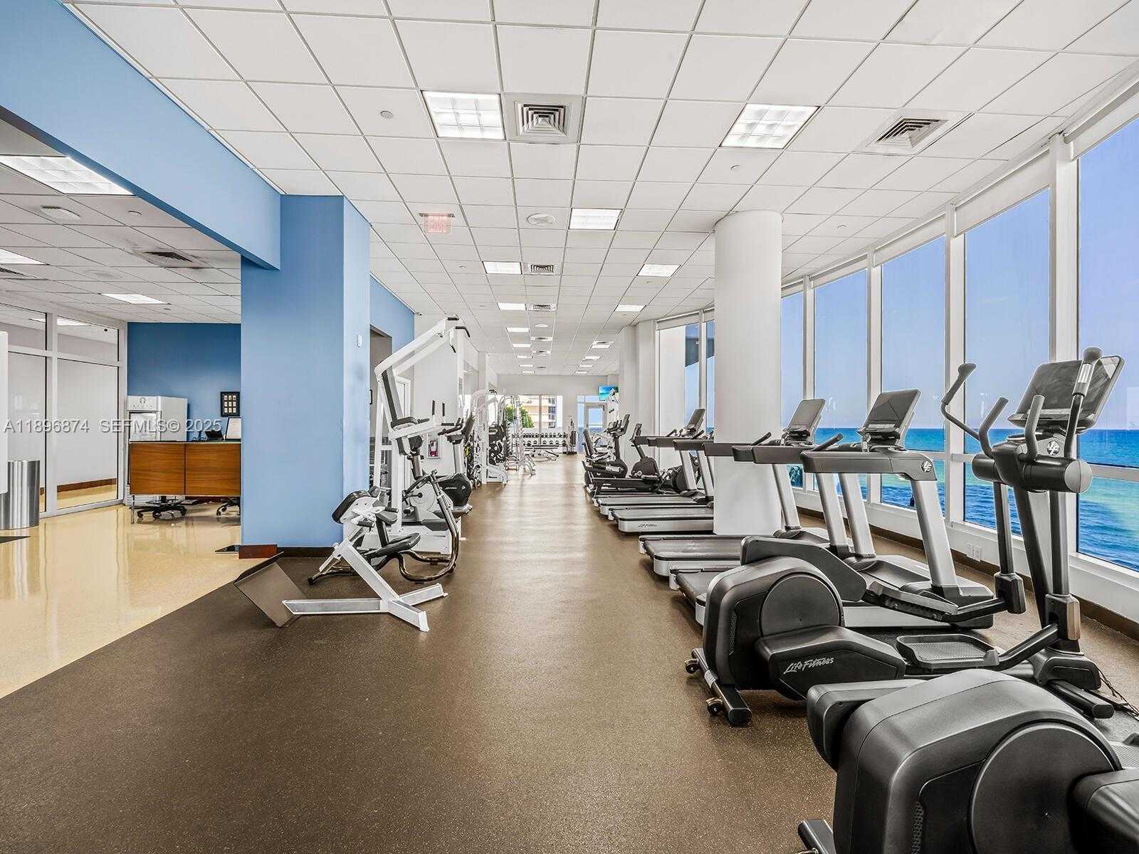 Small Image of 6365 COLLINS AVE #1105, Miami Beach Number 17