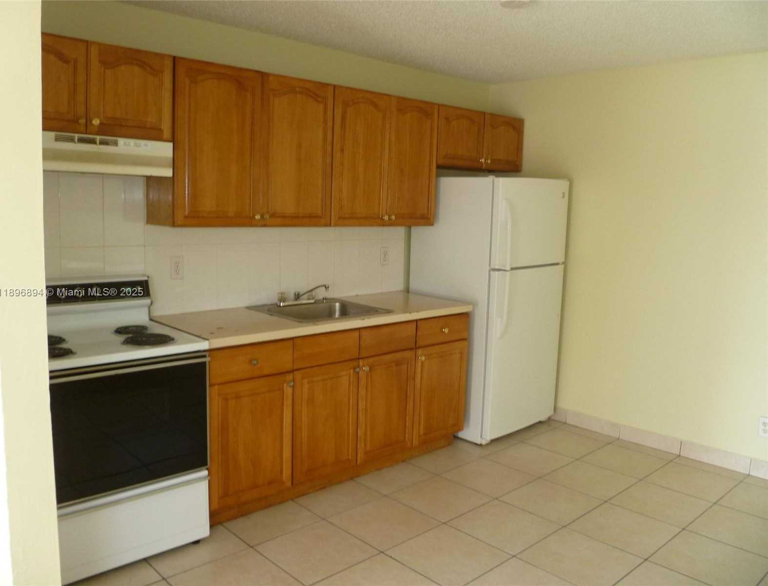 Small Image of 2117 LIBERTY ST #front, Hollywood Number 4