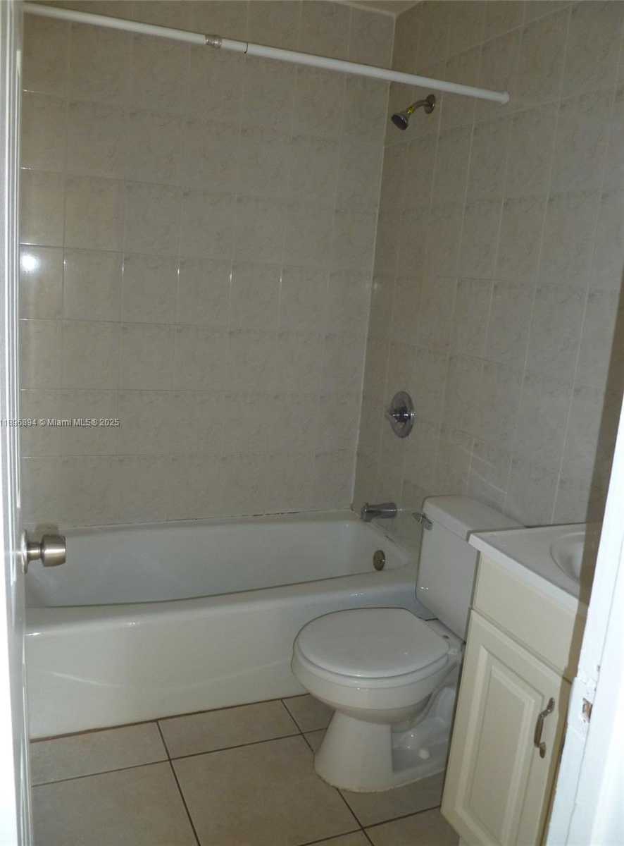 Small Image of 2117 LIBERTY ST #front, Hollywood Number 8