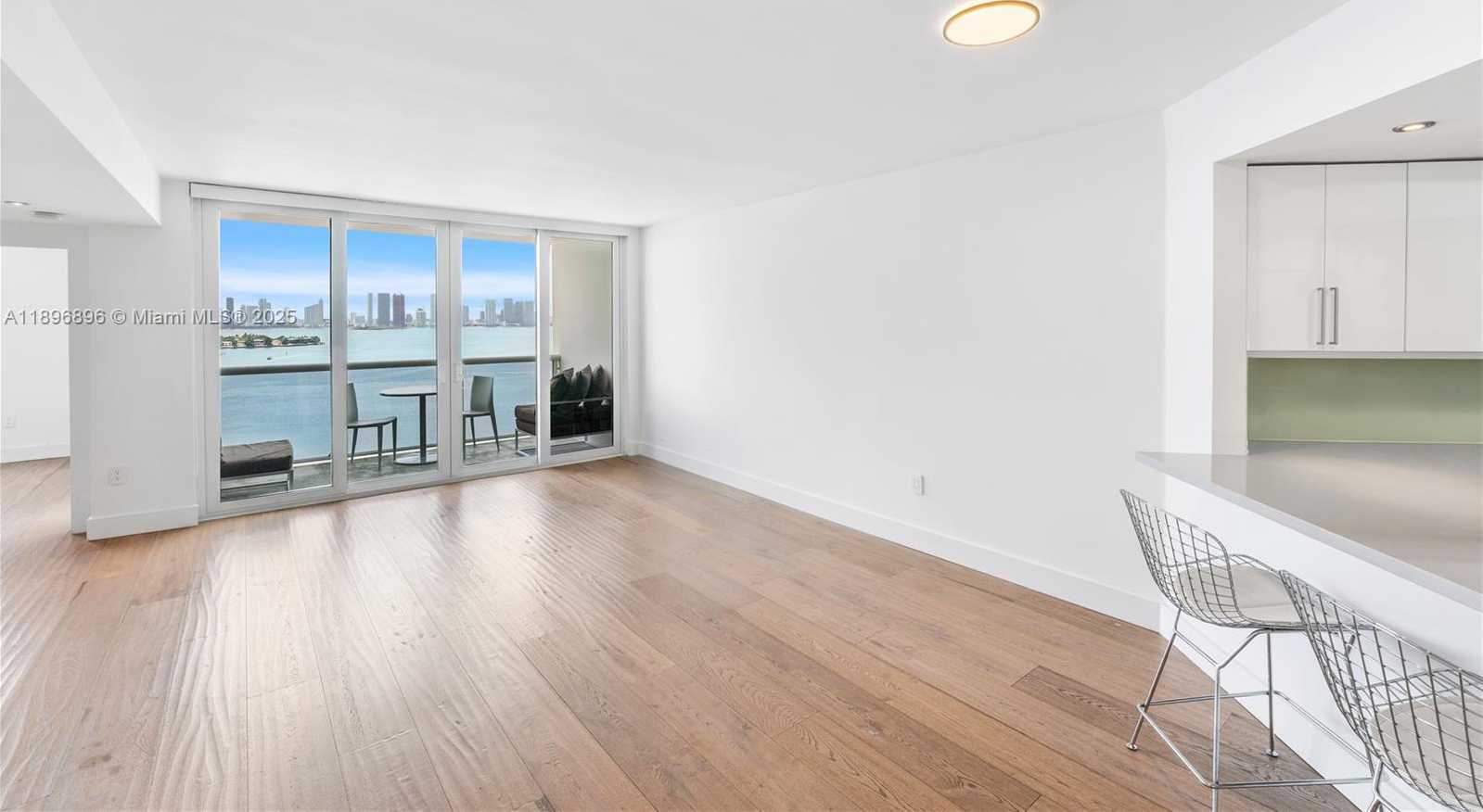 Small Image of 1900 SUNSET HARBOUR DR #1814, Miami Beach Number 4