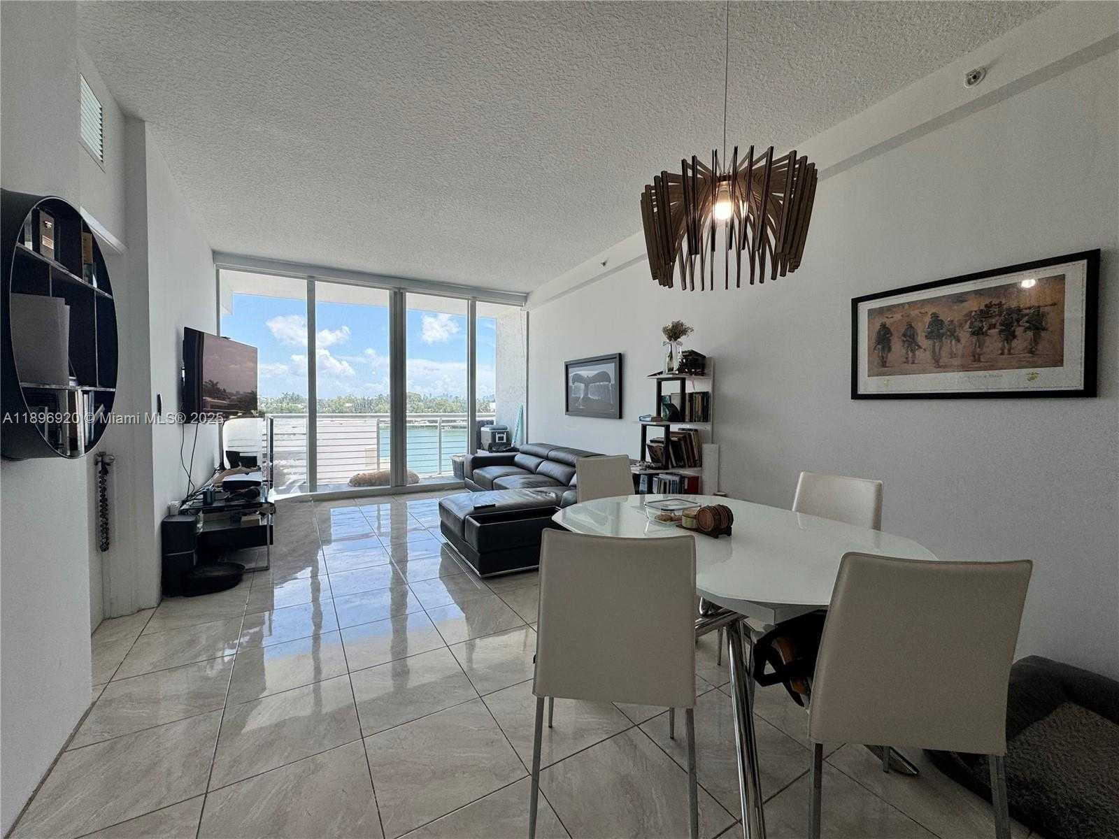 Small Image of 6580 INDIAN CREEK DR #404, Miami Beach Number 10