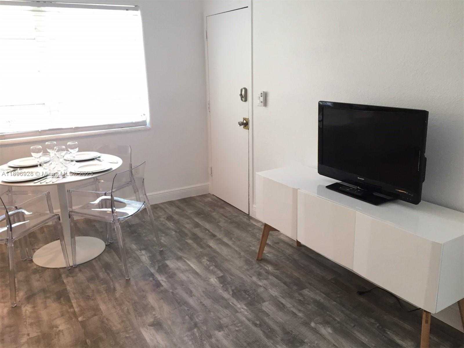 Small Image of 901 EUCLID AVE #10, Miami Beach Number 3