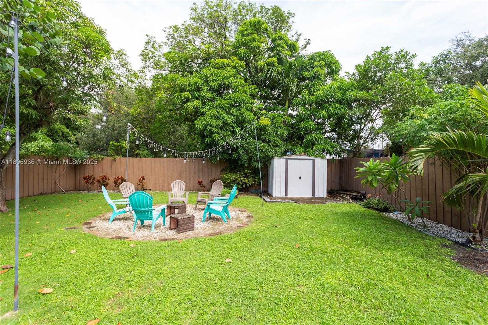 Small Image of 337 NORTH WEST 47TH ST, Miami Number 15