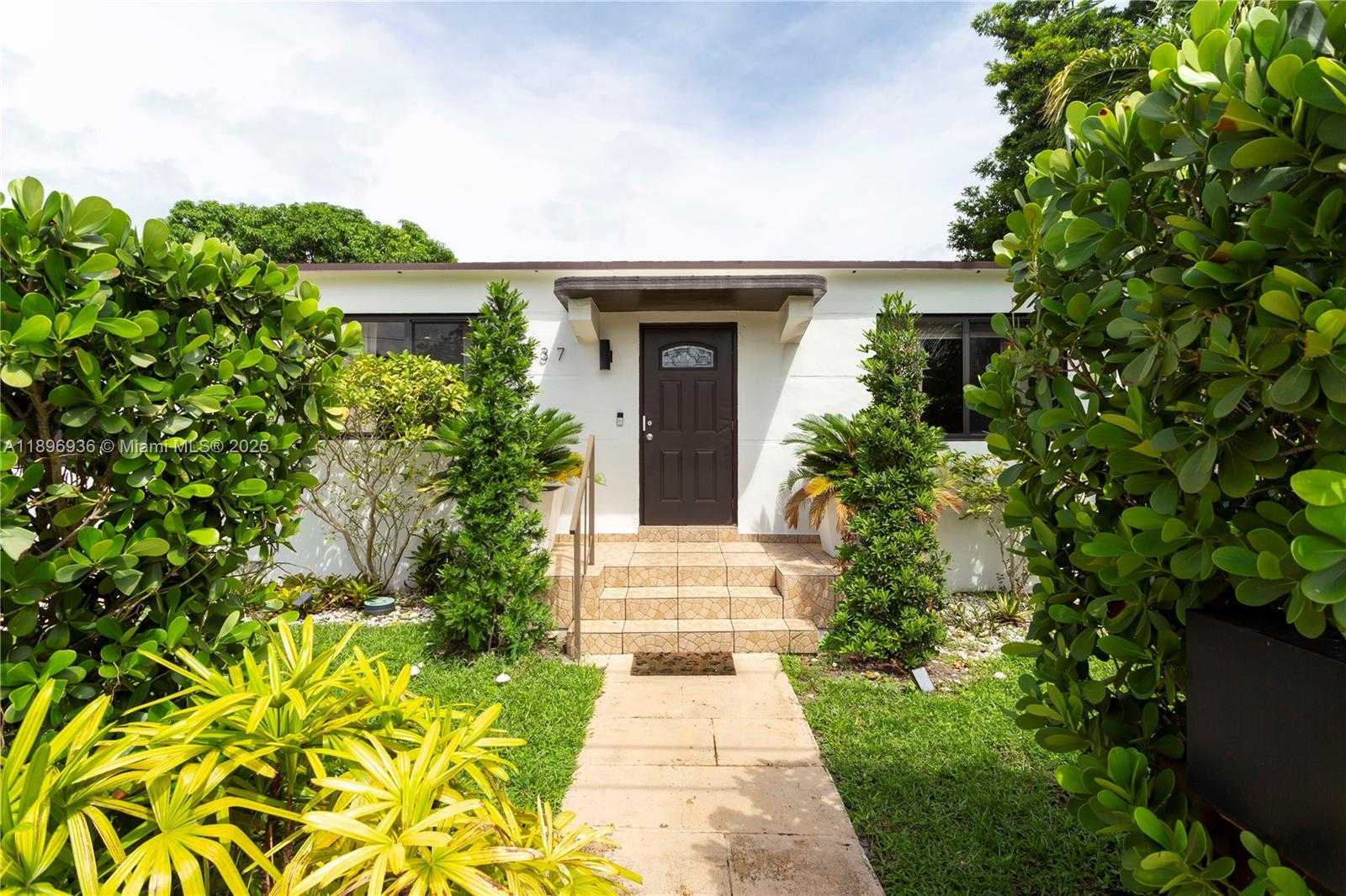 Small Image of 337 NORTH WEST 47TH ST, Miami Number 16