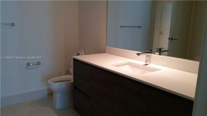 Small Image of 1100 SOUTH MIAMI AV #1011, Miami Number 4