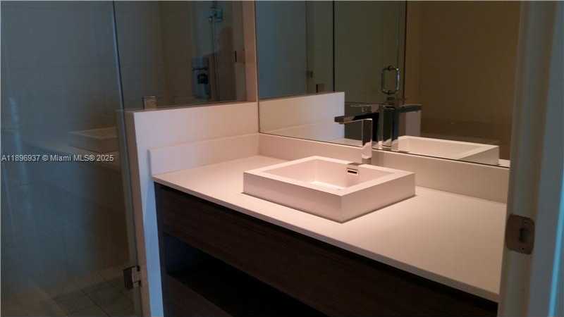 Small Image of 1100 SOUTH MIAMI AV #1011, Miami Number 6