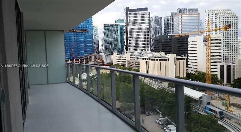 Small Image of 1100 SOUTH MIAMI AV #1011, Miami Number 7