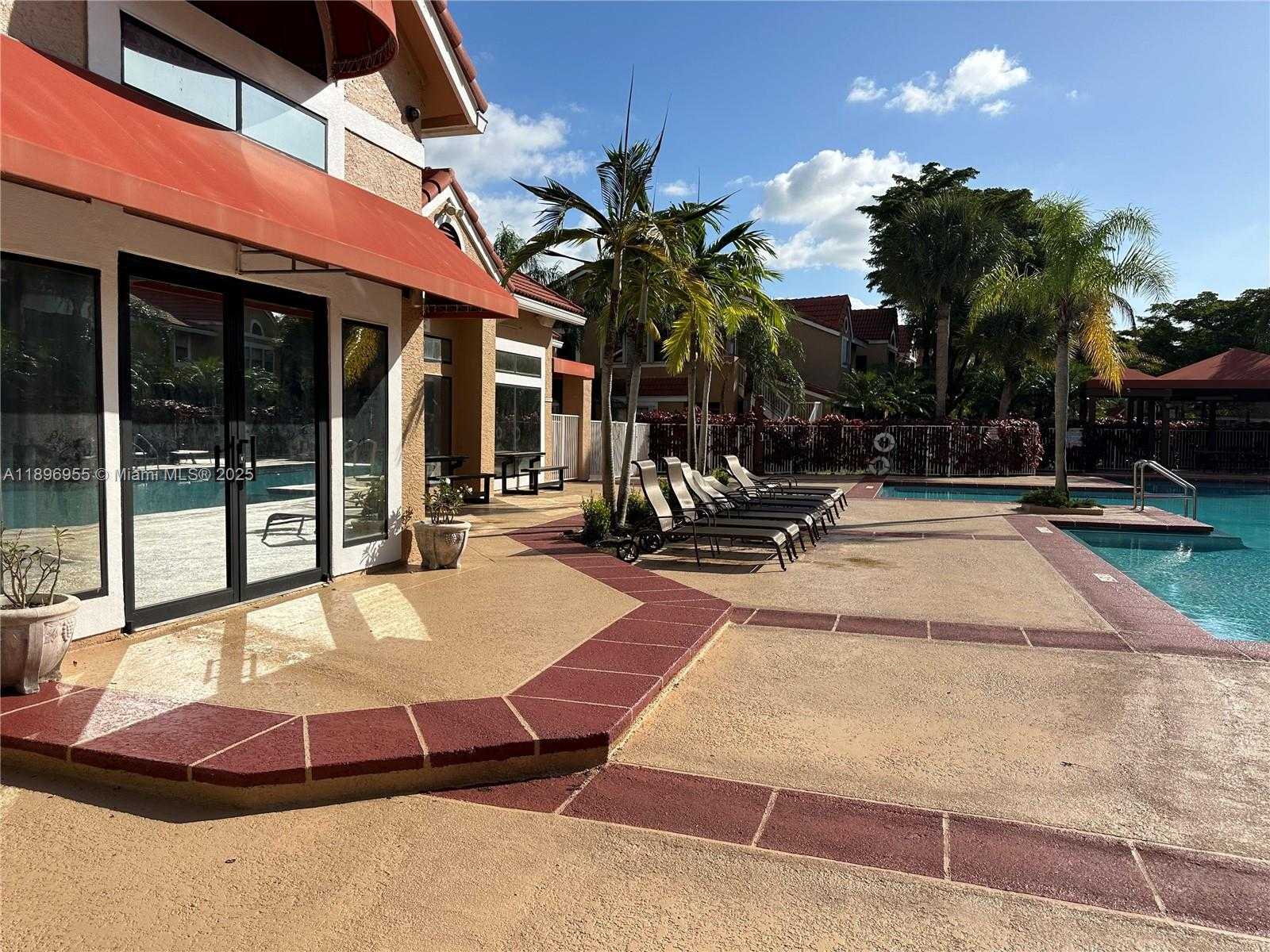 Small Image of 10441 SOUTH WEST 156TH CT #423, Miami Number 7