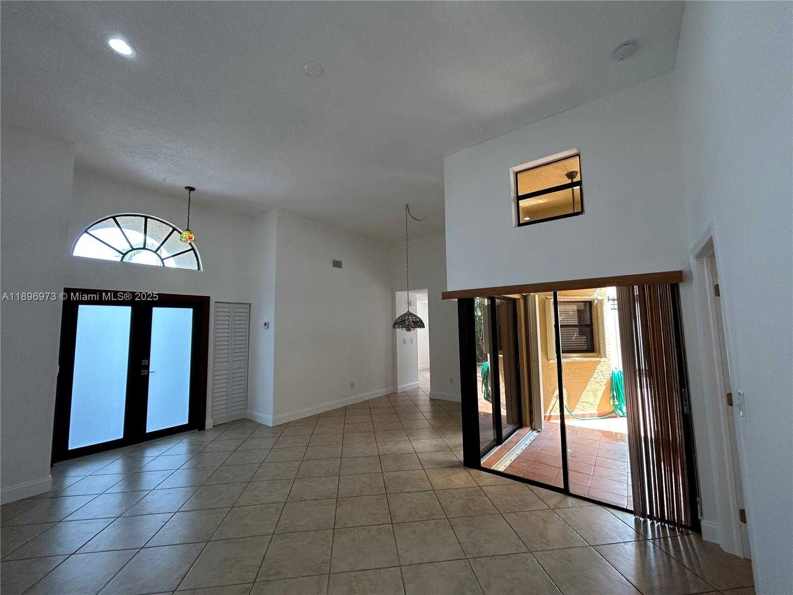 Small Image of 8910 SOUTH WEST 4TH LN, Miami Number 14