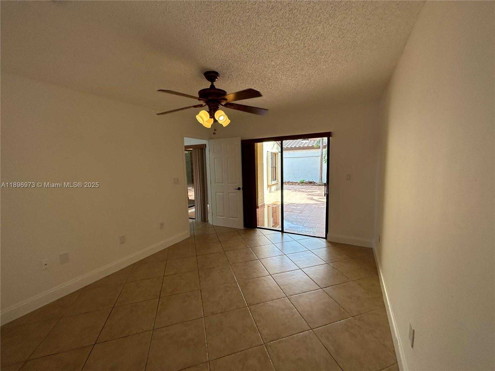 Small Image of 8910 SOUTH WEST 4TH LN, Miami Number 16