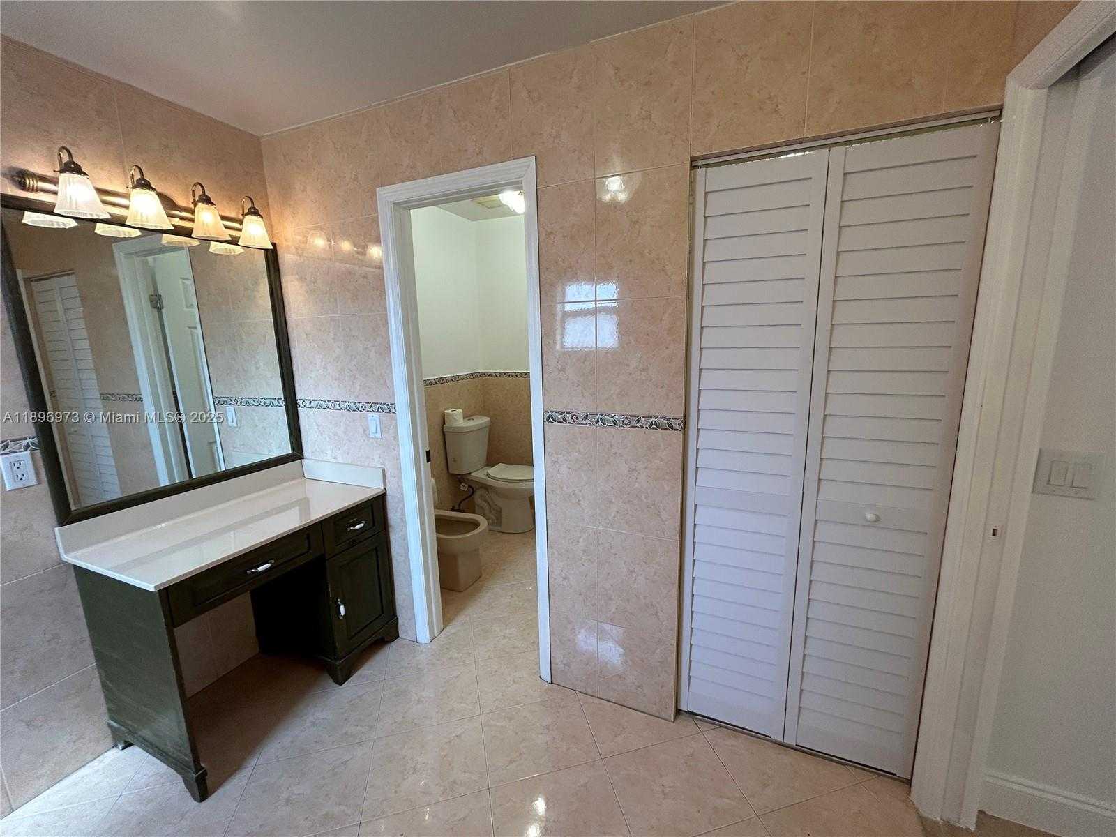 Small Image of 8910 SOUTH WEST 4TH LN, Miami Number 22