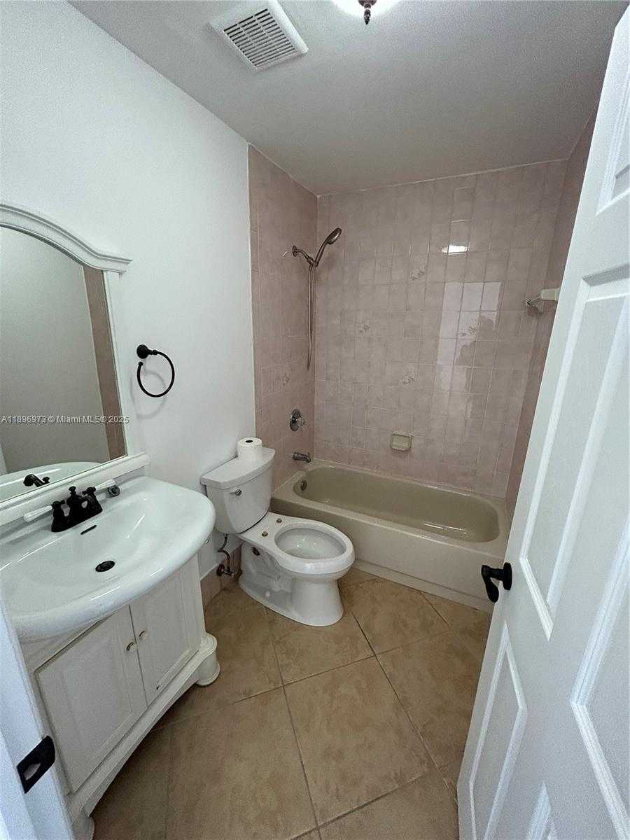 Small Image of 8910 SOUTH WEST 4TH LN, Miami Number 26