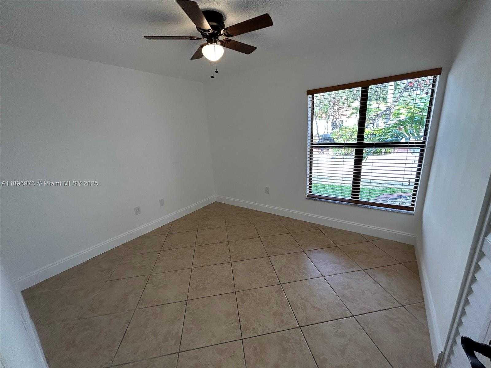 Small Image of 8910 SOUTH WEST 4TH LN, Miami Number 28