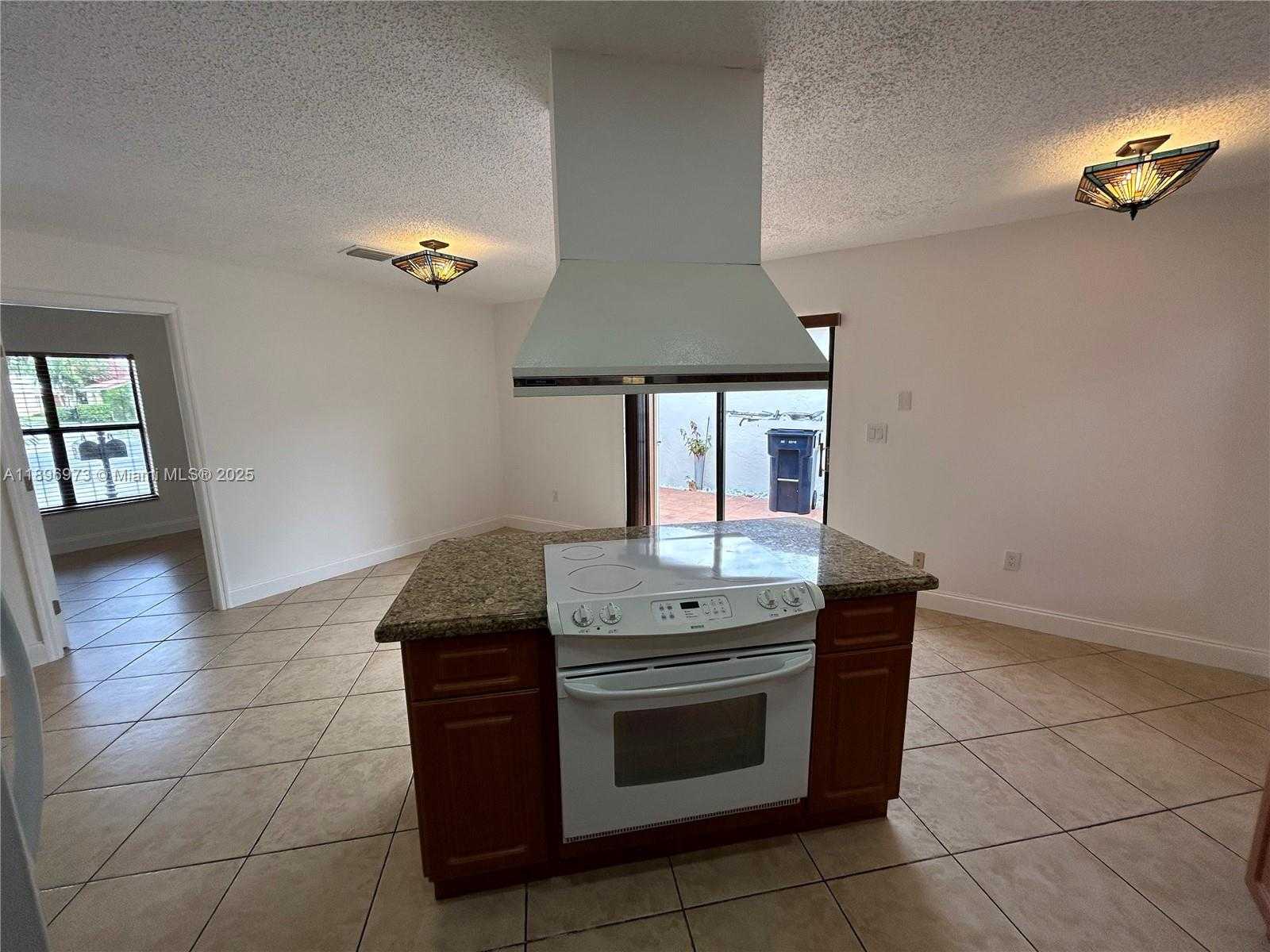 Small Image of 8910 SOUTH WEST 4TH LN, Miami Number 35
