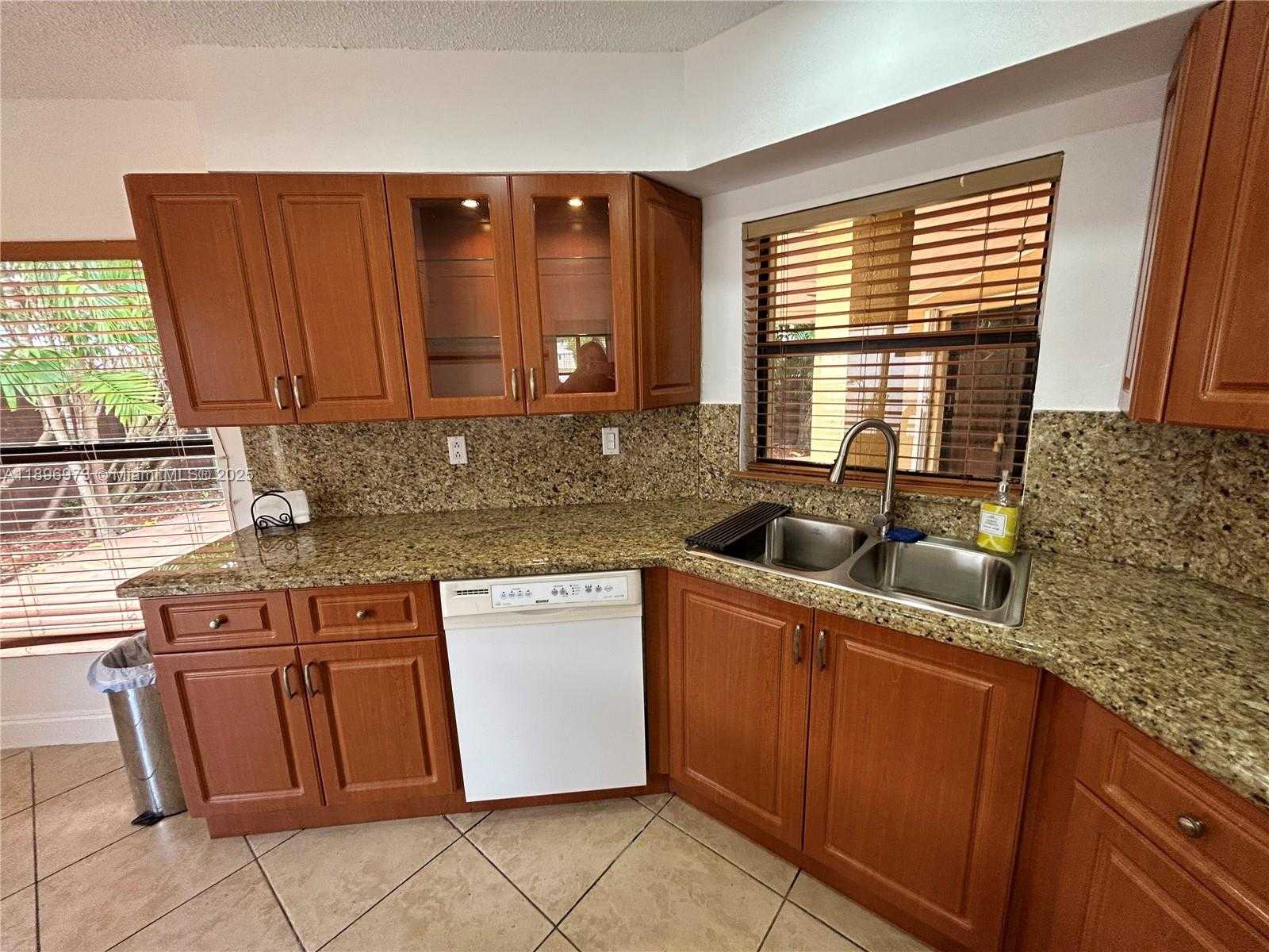 Small Image of 8910 SOUTH WEST 4TH LN, Miami Number 39