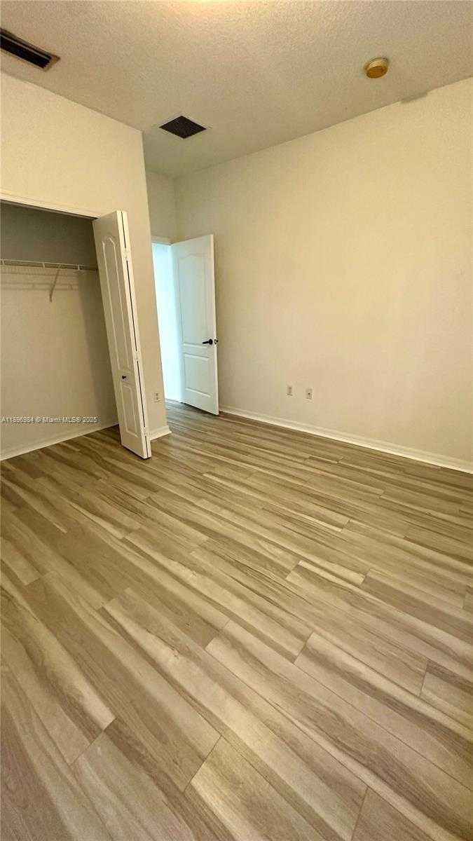 Small Image of 4316 NORTH WEST 113TH CT #4316, Doral Number 13