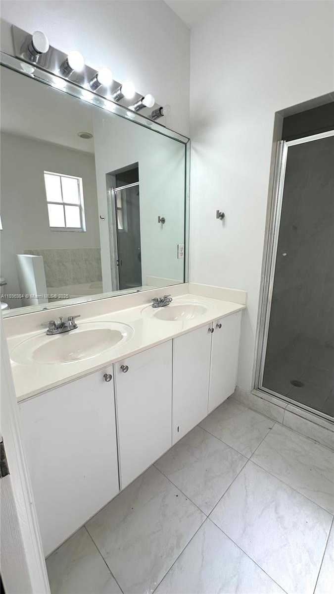 Small Image of 4316 NORTH WEST 113TH CT #4316, Doral Number 15