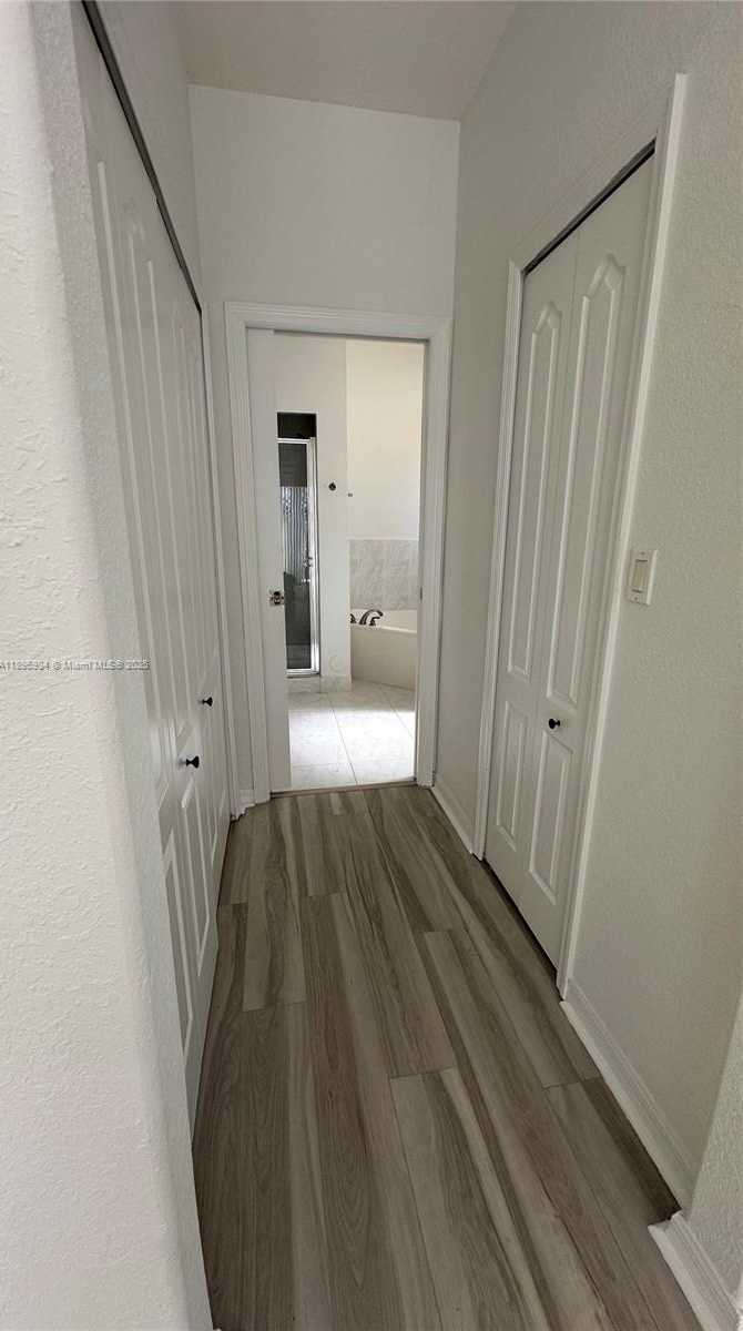 Small Image of 4316 NORTH WEST 113TH CT #4316, Doral Number 6