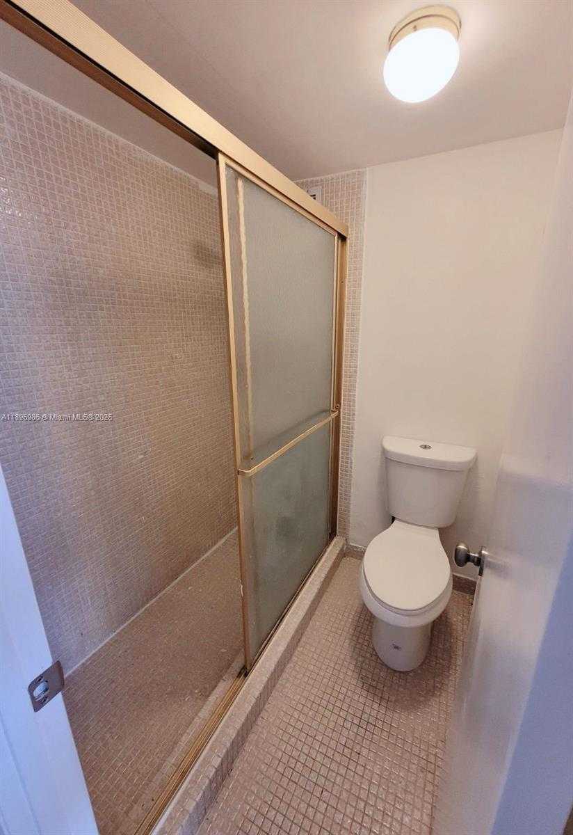 Small Image of 2025 NORTH EAST 164TH ST #816, North Miami Beach Number 15