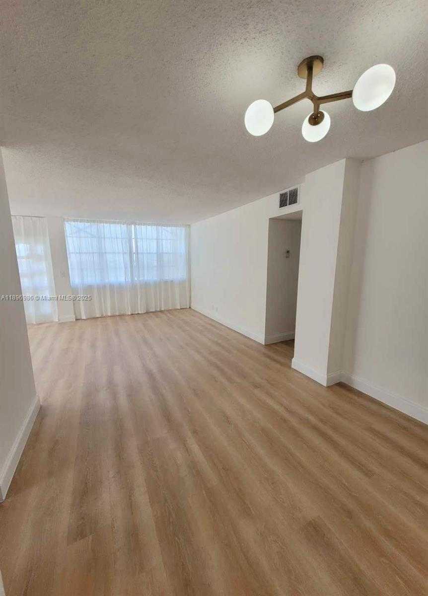 Small Image of 2025 NORTH EAST 164TH ST #816, North Miami Beach Number 2