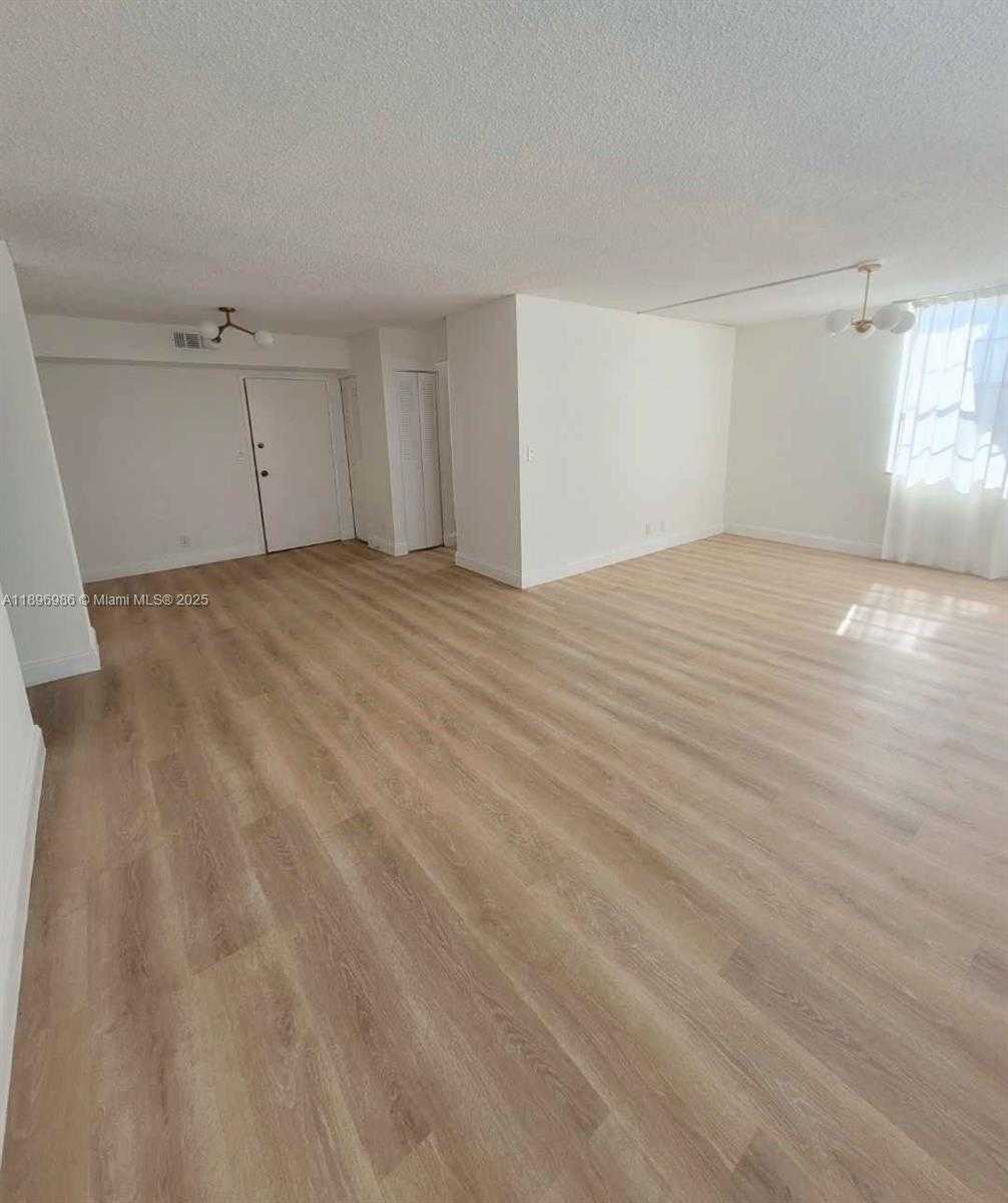 Small Image of 2025 NORTH EAST 164TH ST #816, North Miami Beach Number 3