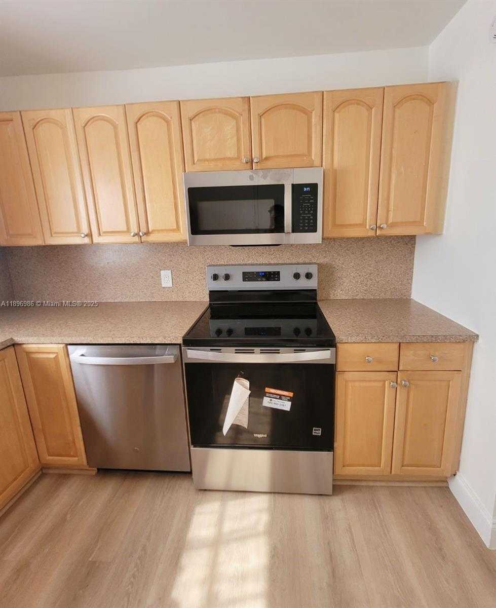 Small Image of 2025 NORTH EAST 164TH ST #816, North Miami Beach Number 5