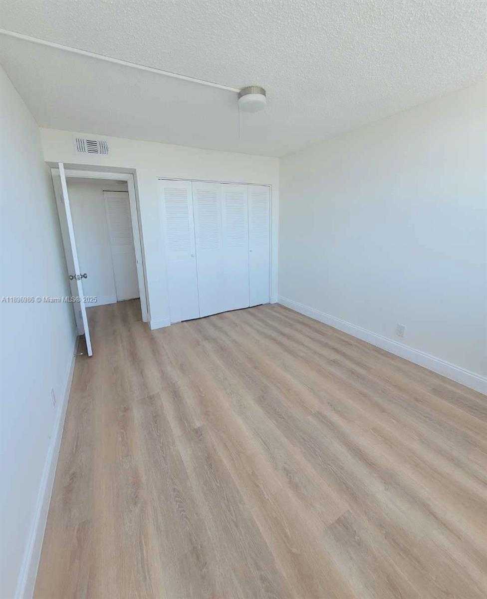 Small Image of 2025 NORTH EAST 164TH ST #816, North Miami Beach Number 8