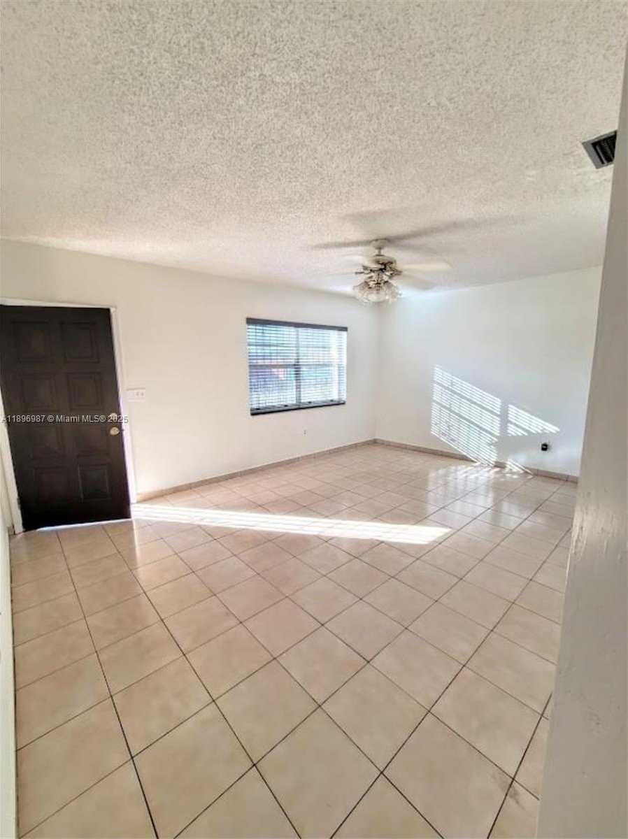 Small Image of 5451 SOUTH WEST 5TH TER #5451, Miami Number 20