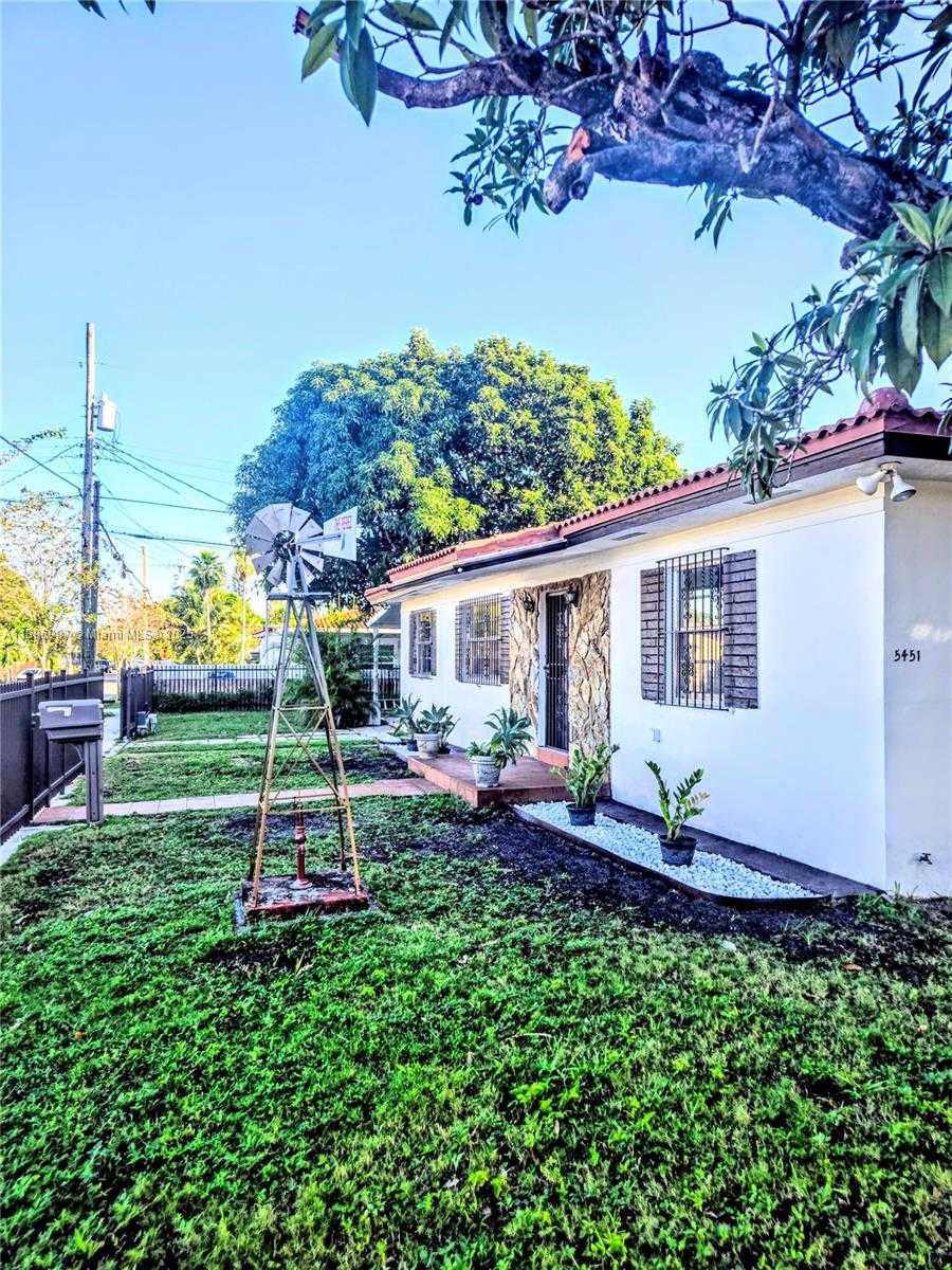 Small Image of 5451 SOUTH WEST 5TH TER #5451, Miami Number 3