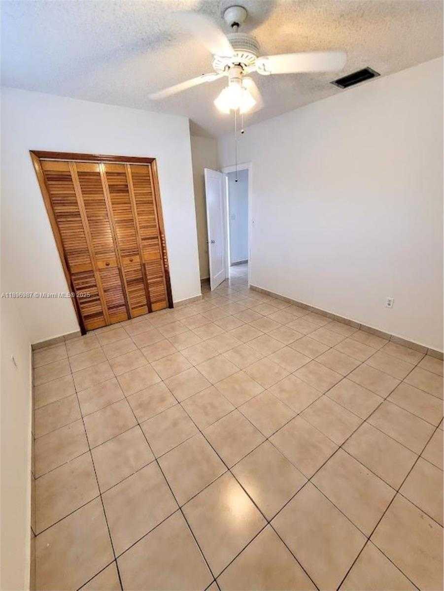 Small Image of 5451 SOUTH WEST 5TH TER #5451, Miami Number 33