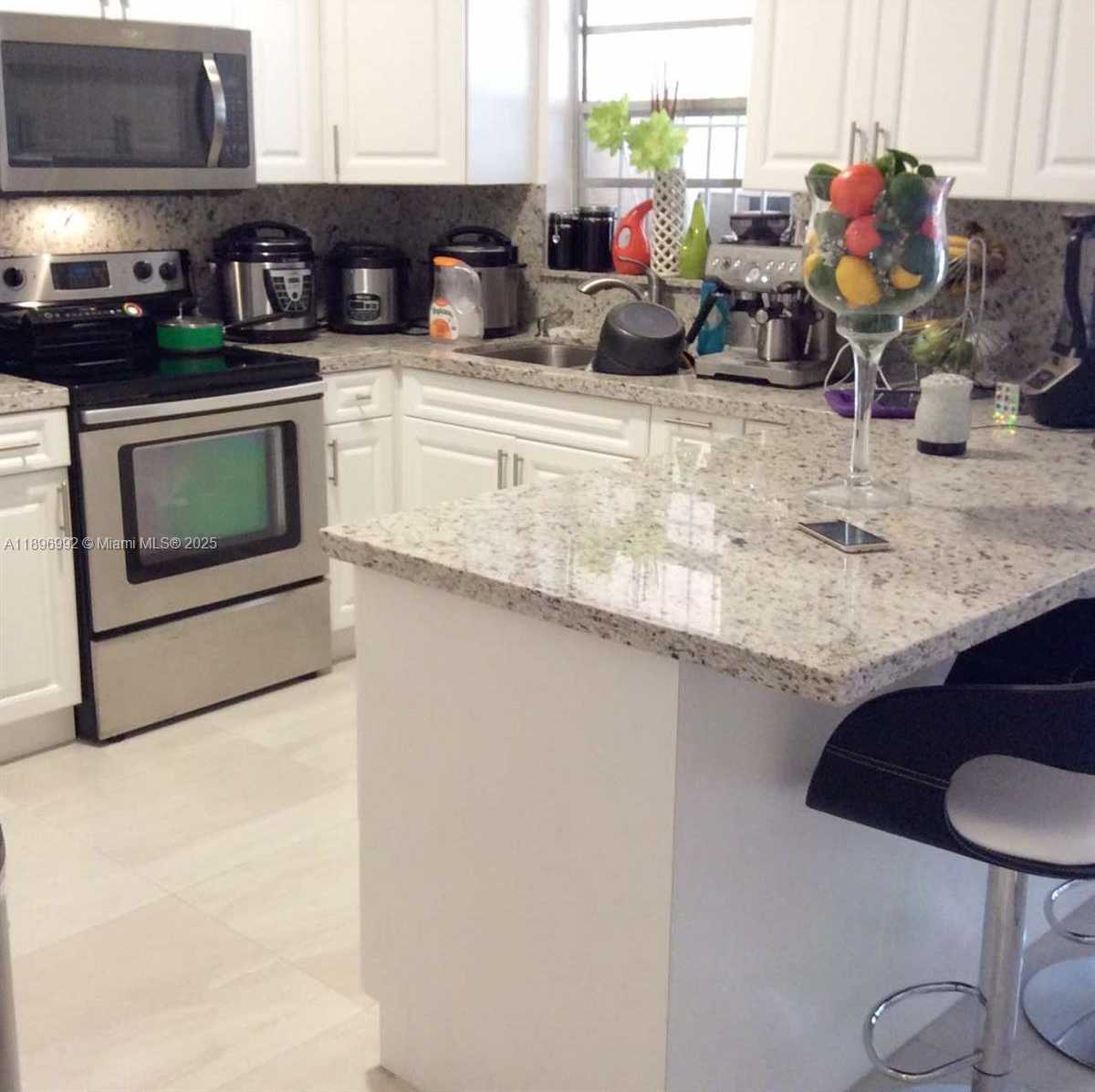 Small Image of 1236 SOUTH WEST 104TH CT, Miami Number 5