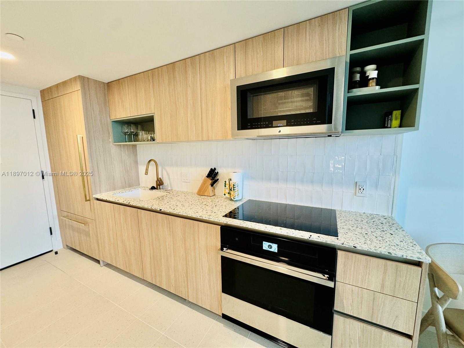 Small Image of 159 NORTH EAST 6TH ST #4314, Miami Number 11