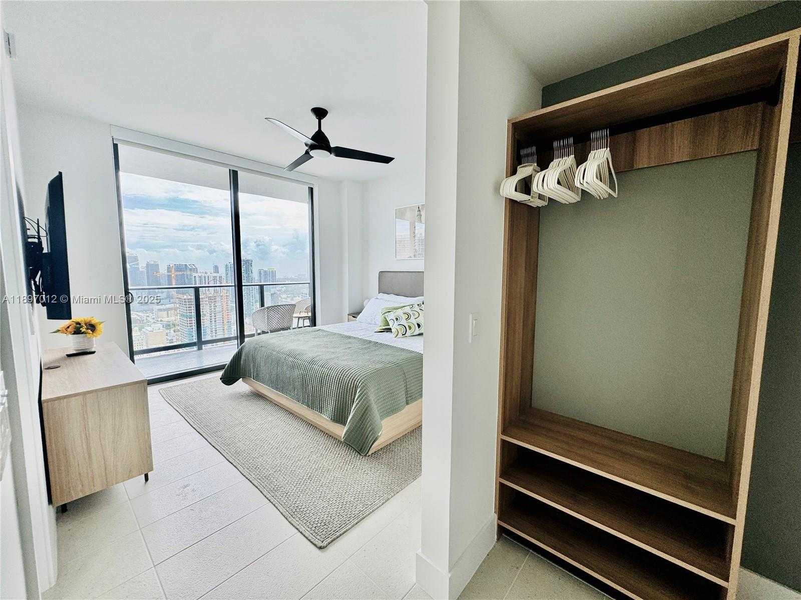 Small Image of 159 NORTH EAST 6TH ST #4314, Miami Number 30
