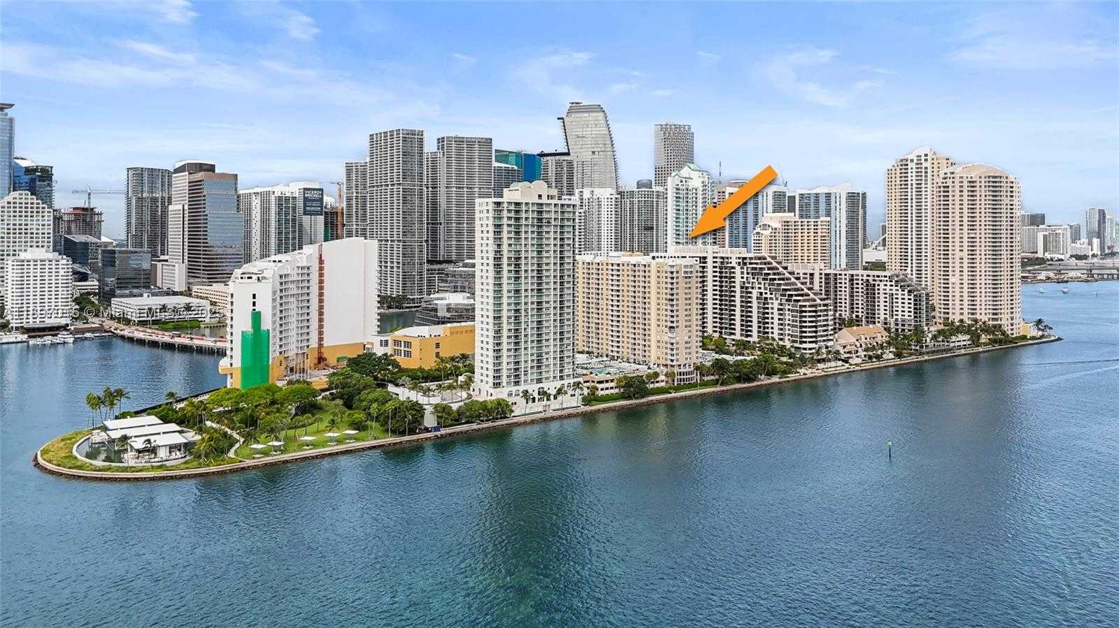 Small Image of 770 CLAUGHTON ISLAND DR #1010, Miami Number 37