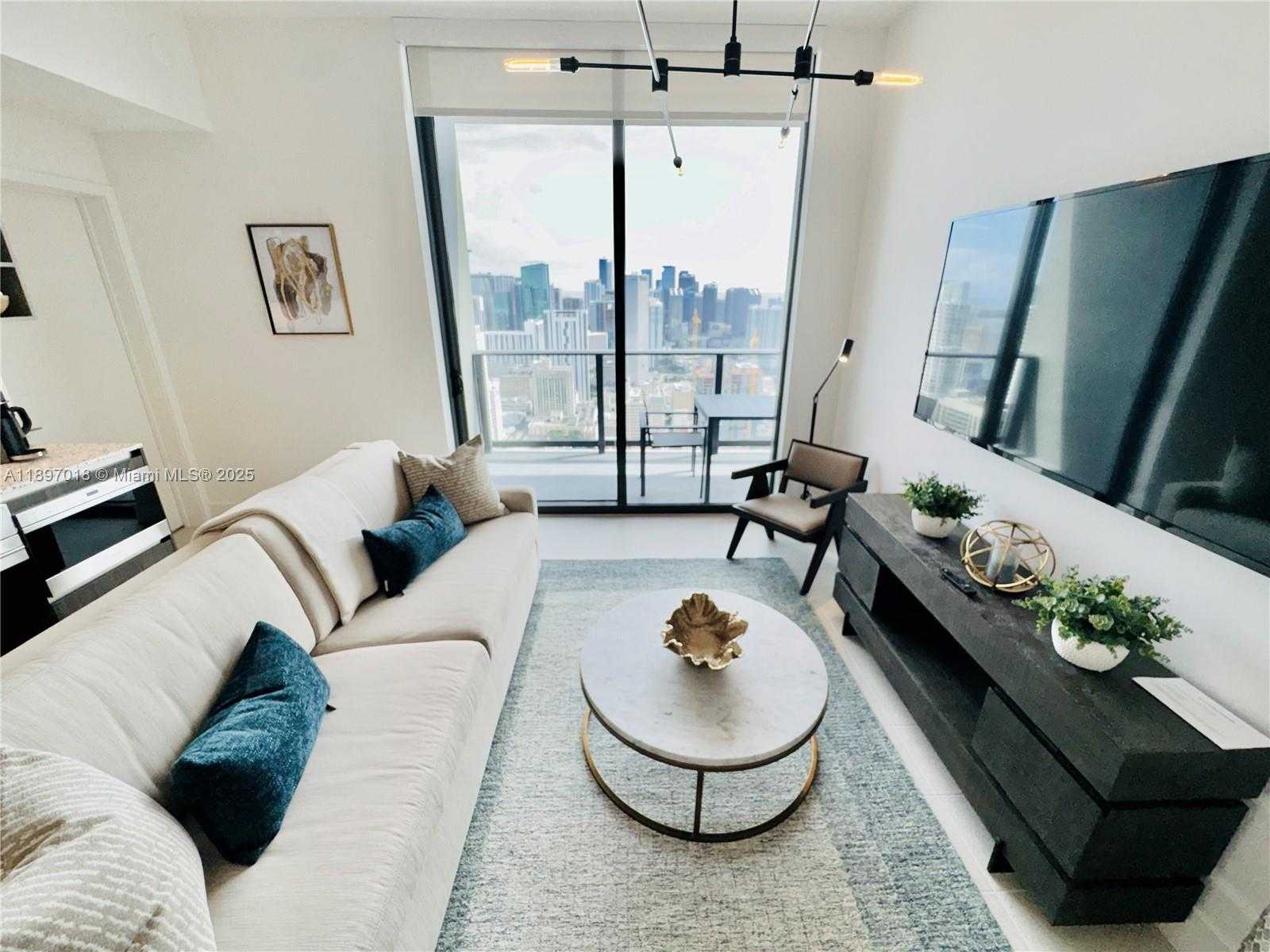 Small Image of 159 NORTH EAST 6TH ST #4905, Miami Number 19