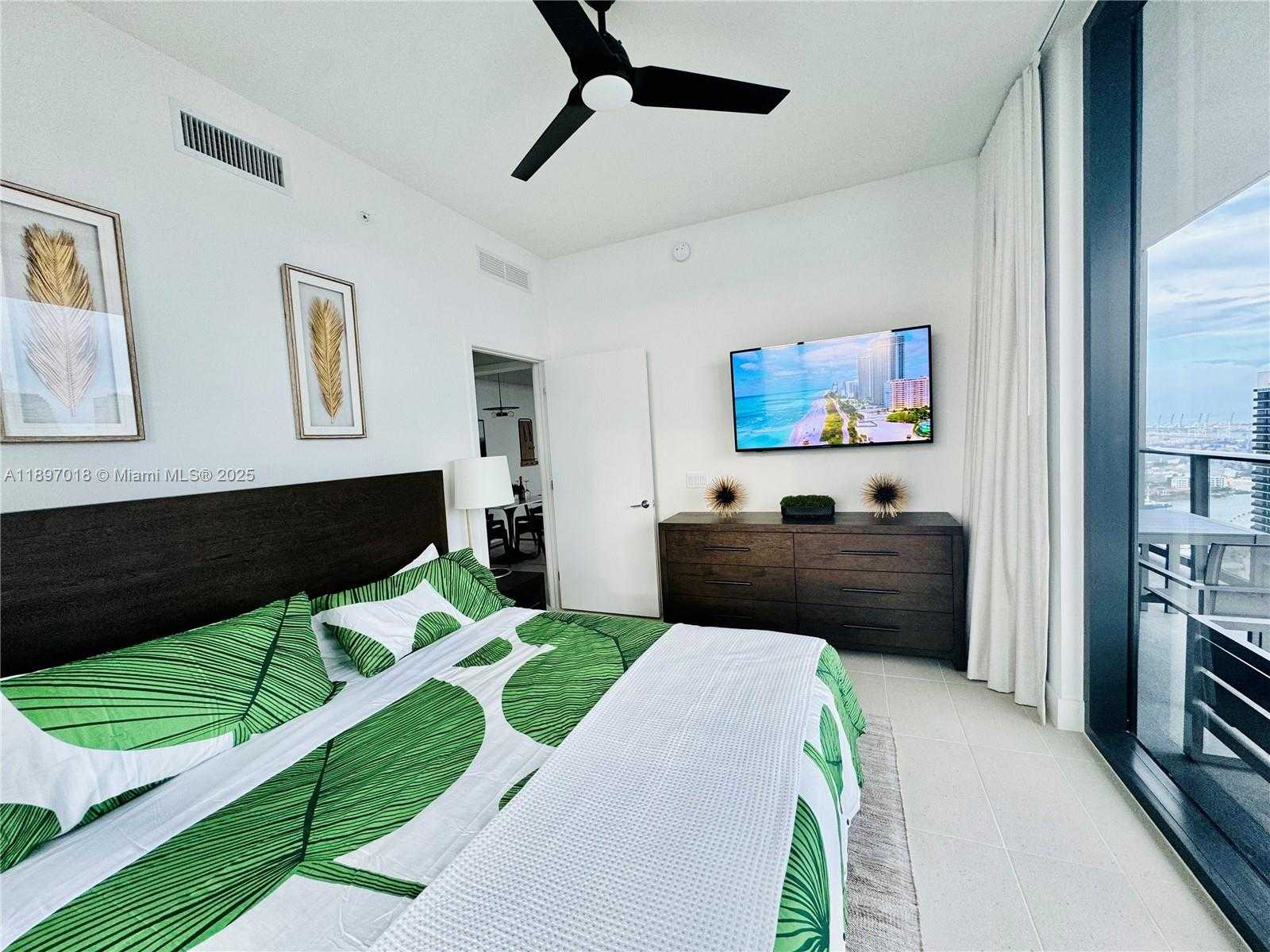 Small Image of 159 NORTH EAST 6TH ST #4905, Miami Number 28