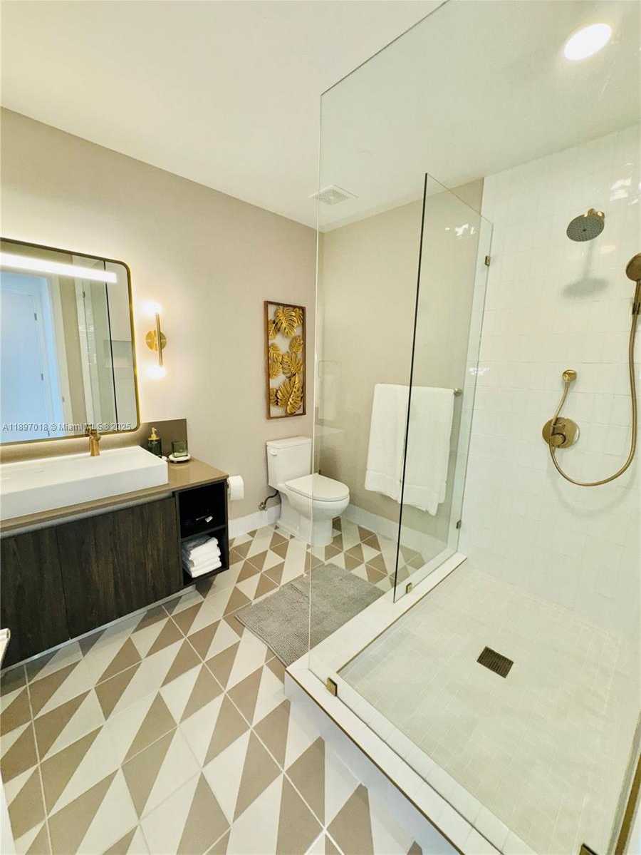 Small Image of 159 NORTH EAST 6TH ST #4905, Miami Number 34