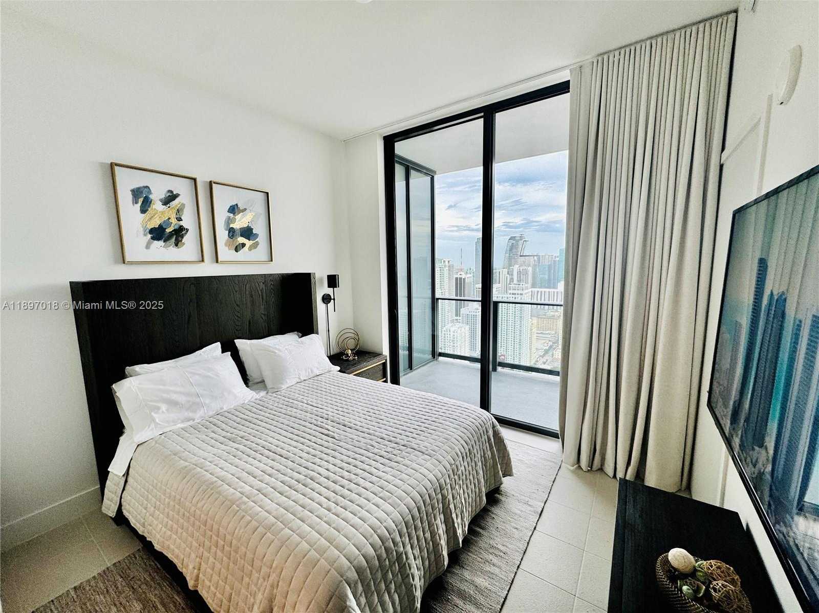 Small Image of 159 NORTH EAST 6TH ST #4905, Miami Number 36