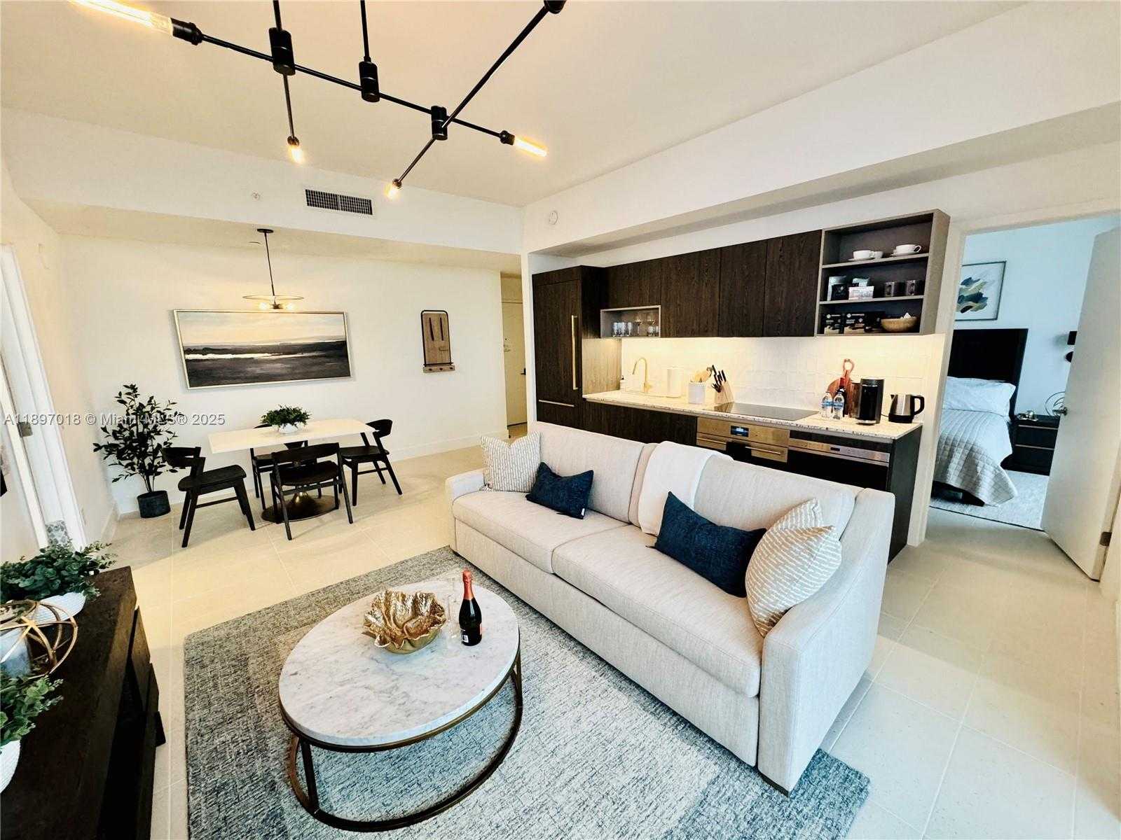 Small Image of 159 NORTH EAST 6TH ST #4905, Miami Number 54