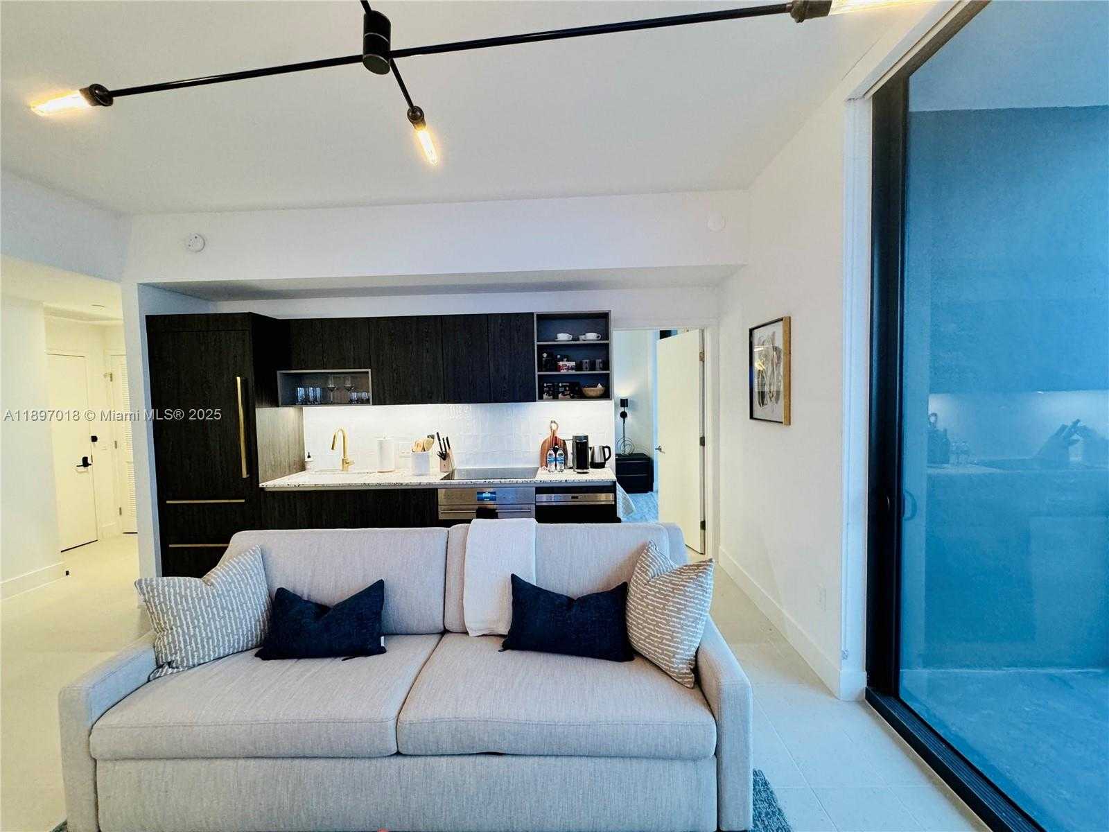 Small Image of 159 NORTH EAST 6TH ST #4905, Miami Number 55