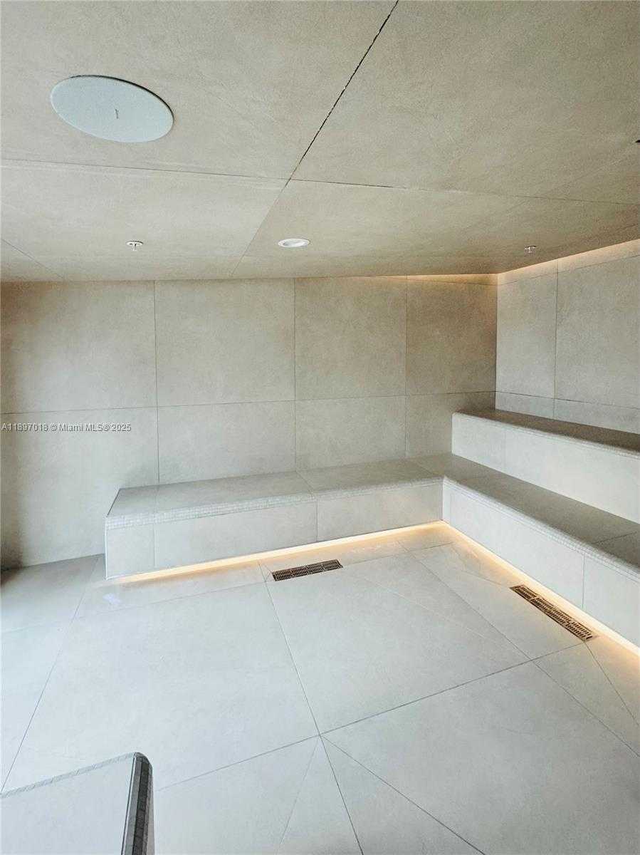 Small Image of 159 NORTH EAST 6TH ST #4905, Miami Number 61