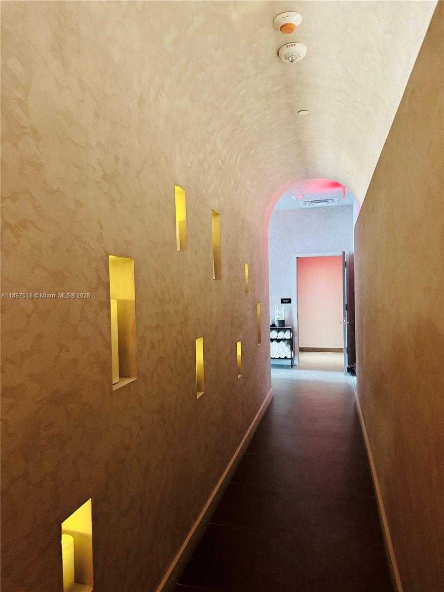 Small Image of 159 NORTH EAST 6TH ST #4905, Miami Number 62