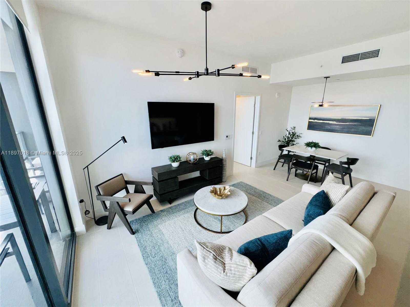 Small Image of 159 NORTH EAST 6TH ST #4905, Miami Number 8