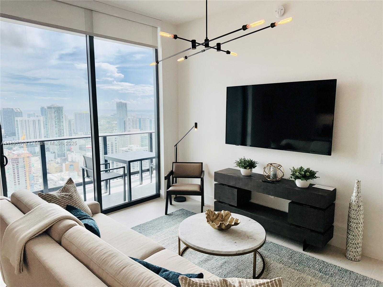 Small Image of 159 NORTH EAST 6TH ST #4905, Miami Number 9